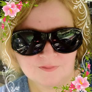 Meet your Posher, Pamela